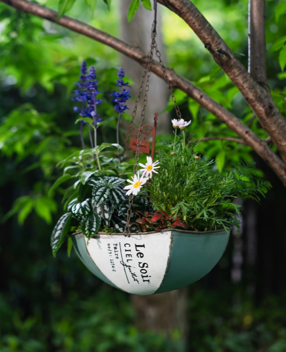 Colorful Umbrella Wrought Iron Planter - Garden Decor Flower Pot