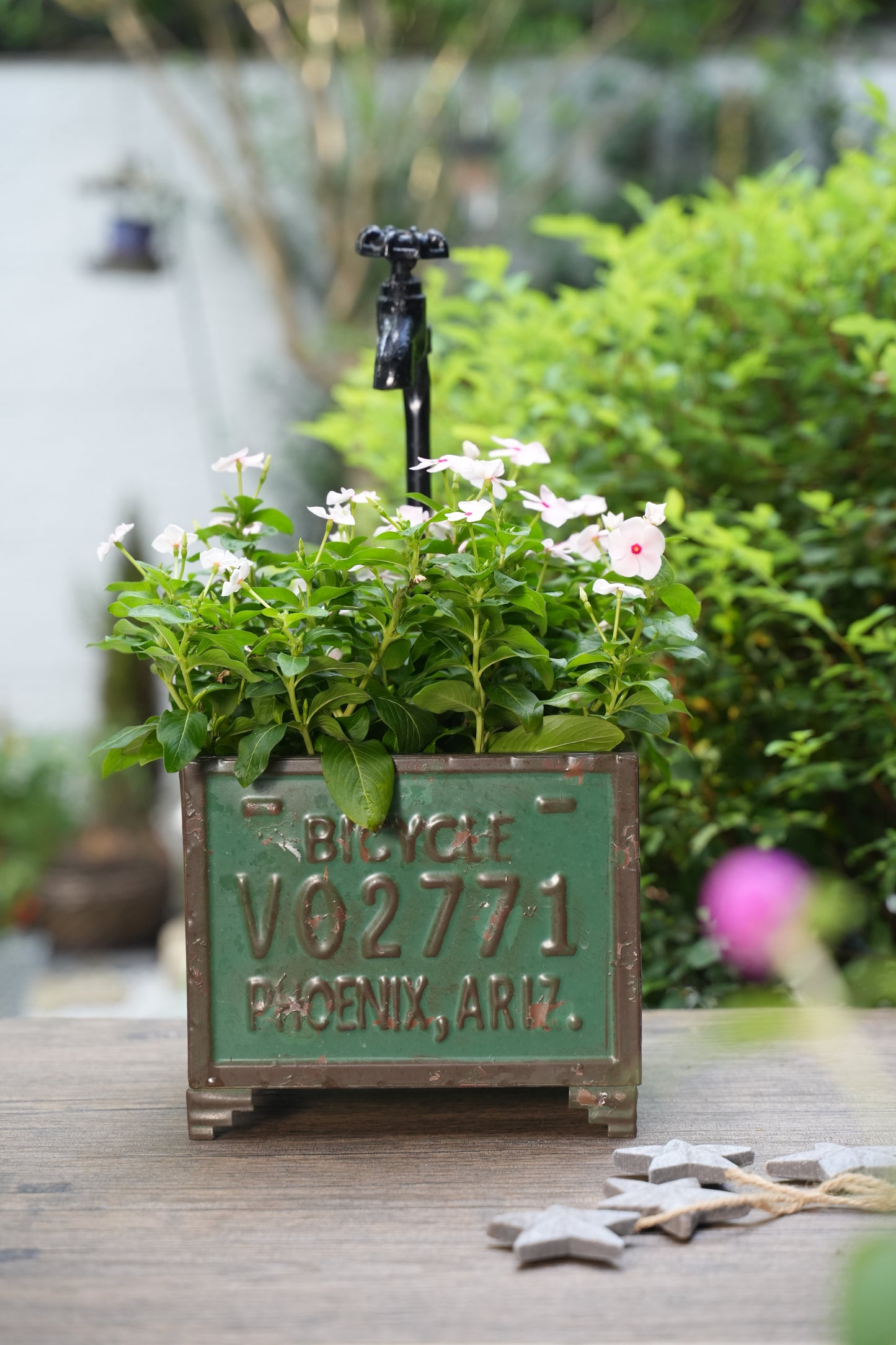 Water Tap Wrought Iron Flower Pot - Garden Decor Planter