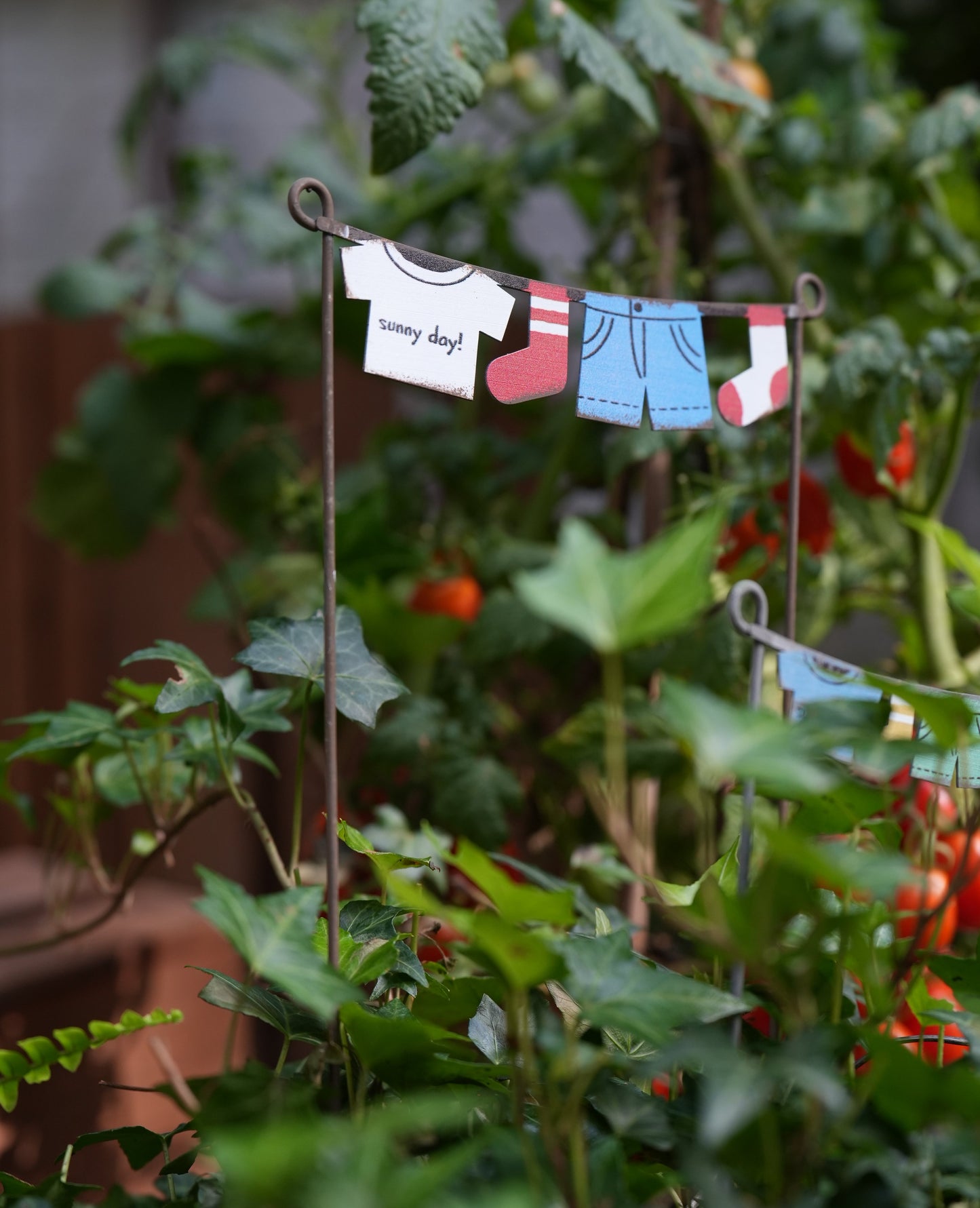 Country Style Clothes Hanger-shaped Iron Flowerpot Decor Set of 2