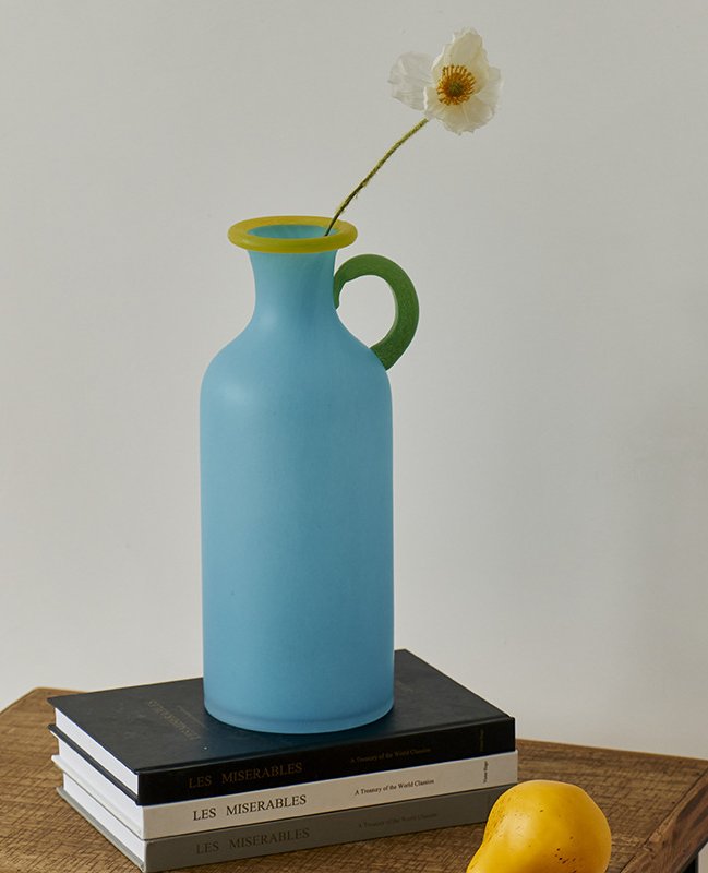 Romantic Dopamine Color Single Handle Vase