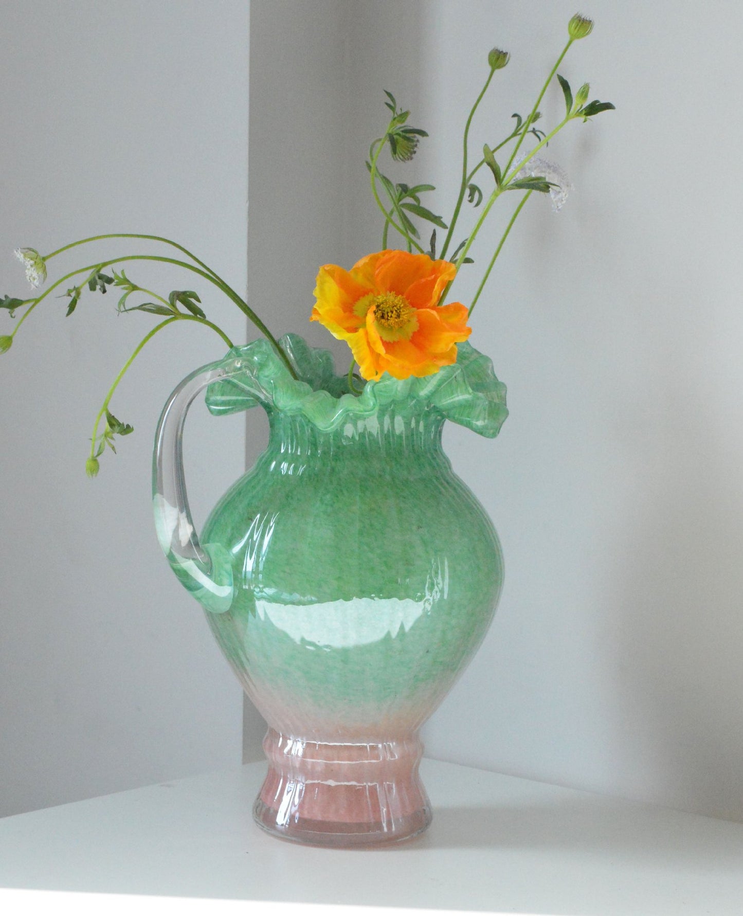 Vintage Gradient Single-Handle Handcrafted Glass Vase