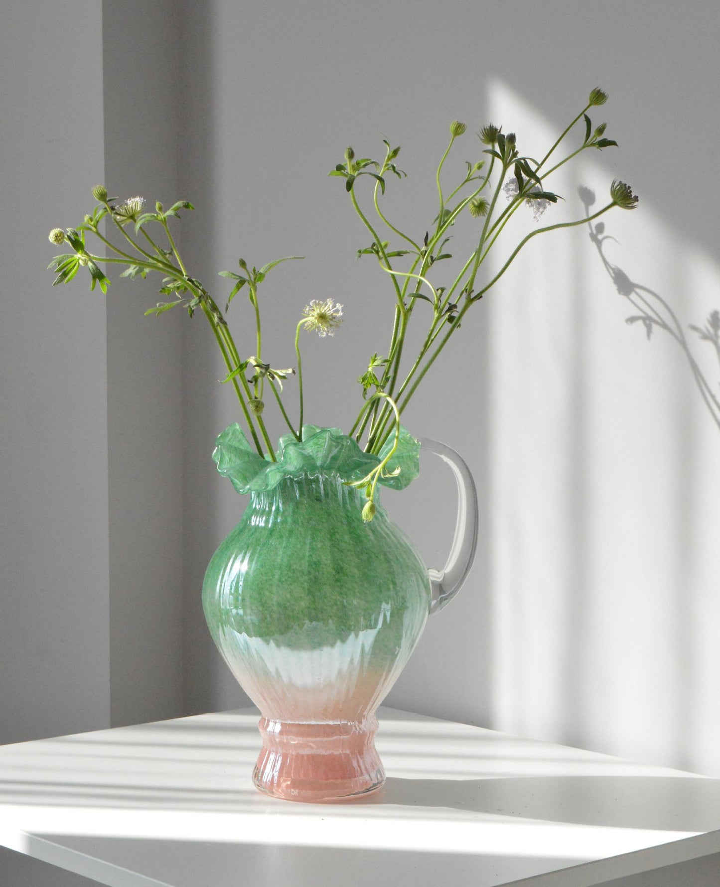 Vintage Gradient Single-Handle Handcrafted Glass Vase