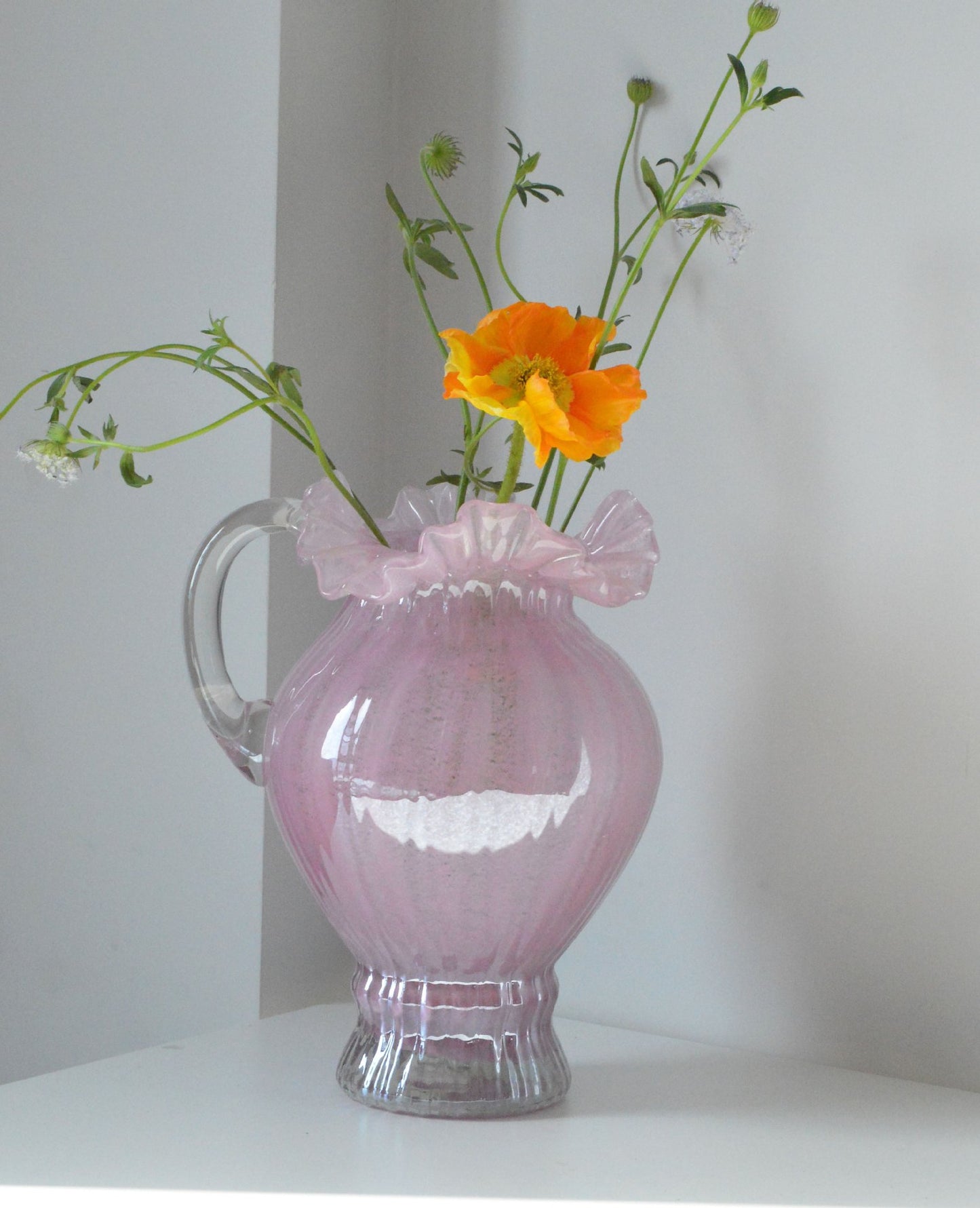 Vintage Gradient Single-Handle Handcrafted Glass Vase