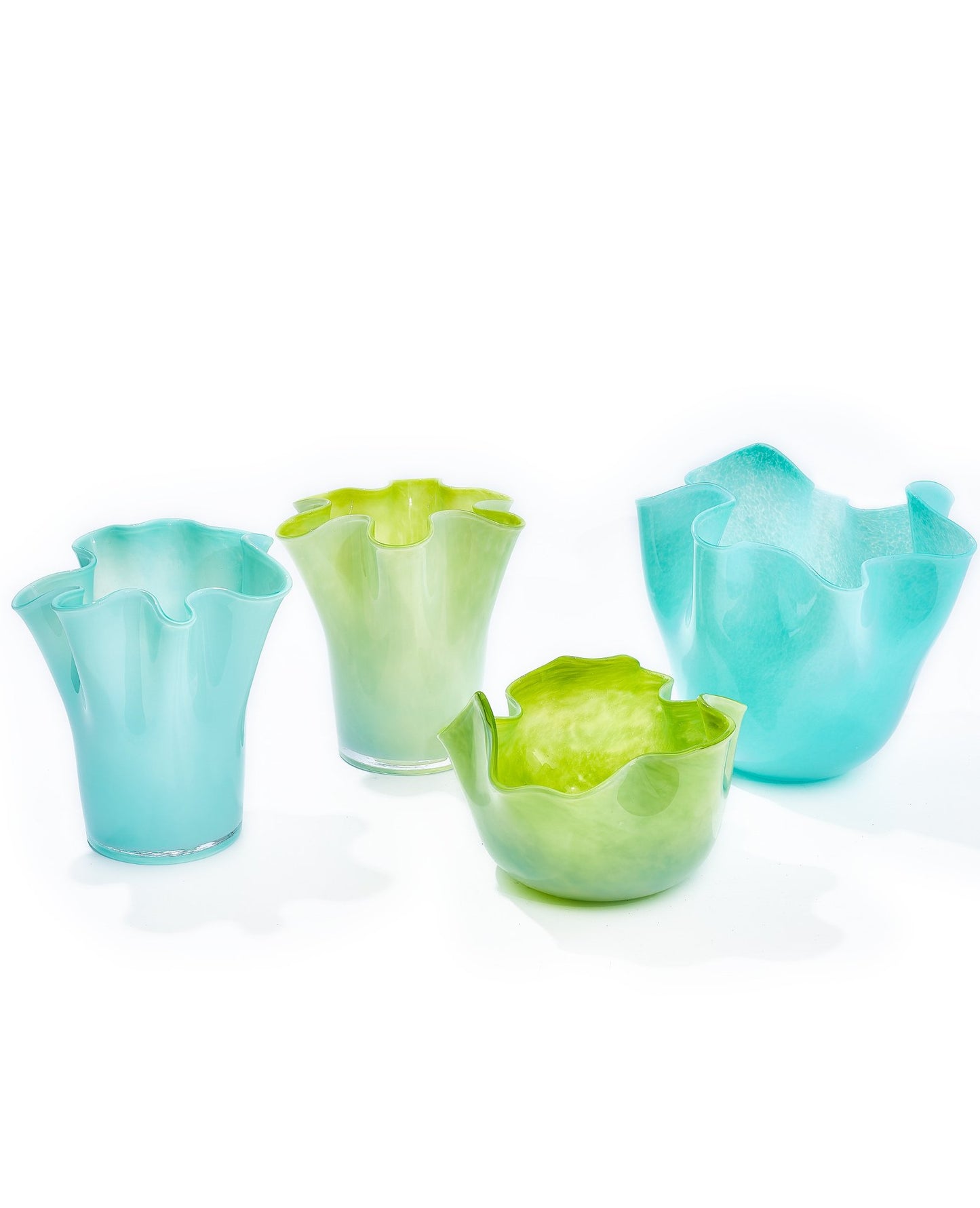 Handcrafted Wavy Handkerchief Glass Vase